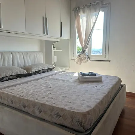 5 Terre Vista Panoramica Apartament